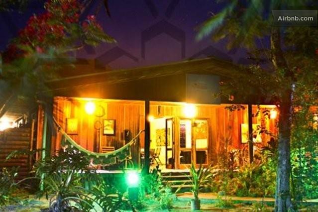 Pousada Beehouse Paranagua Bagian luar foto